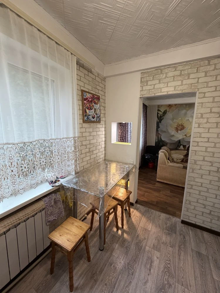 2-room apartment for sale on Відродження Avenue (Anoshkina)