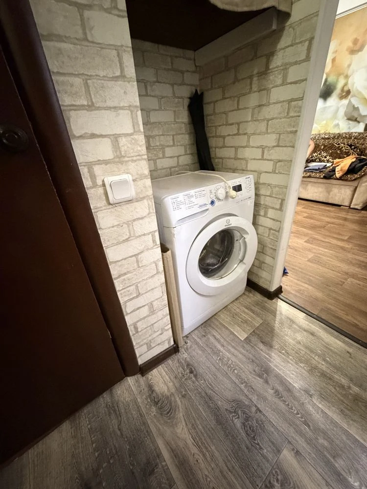 2-room apartment for sale on Відродження Avenue (Anoshkina)
