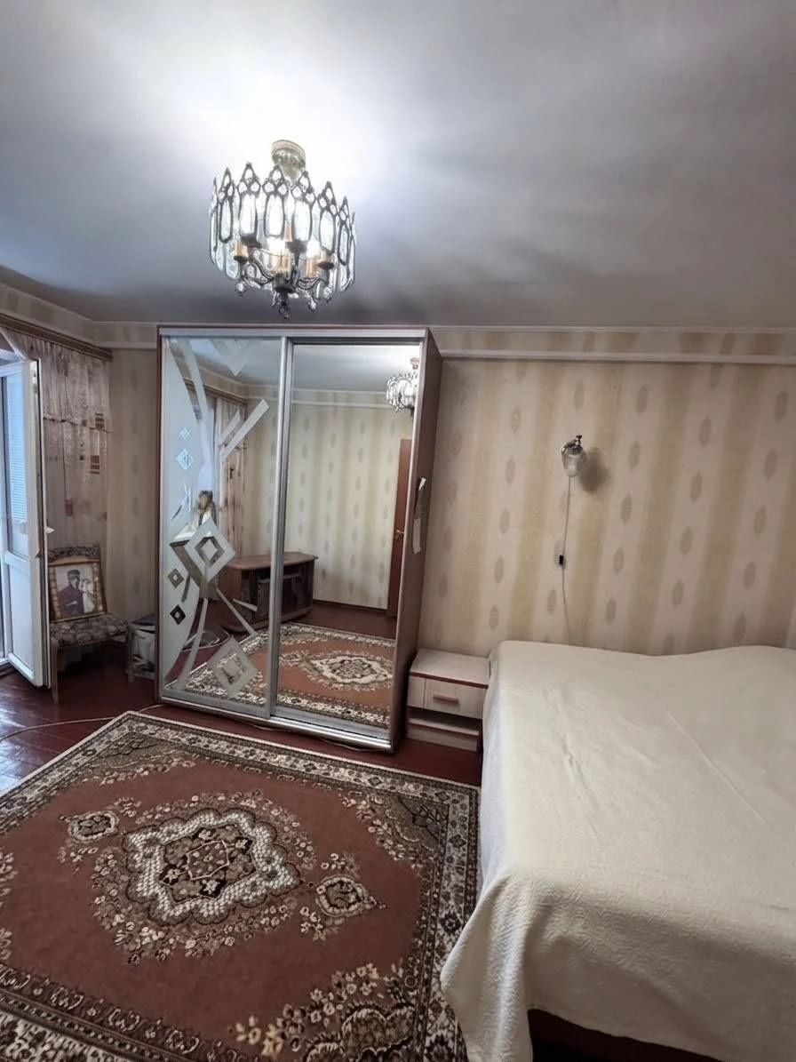 For Sale 1-bedroom apartment in Cheremushki/ Dimitrova