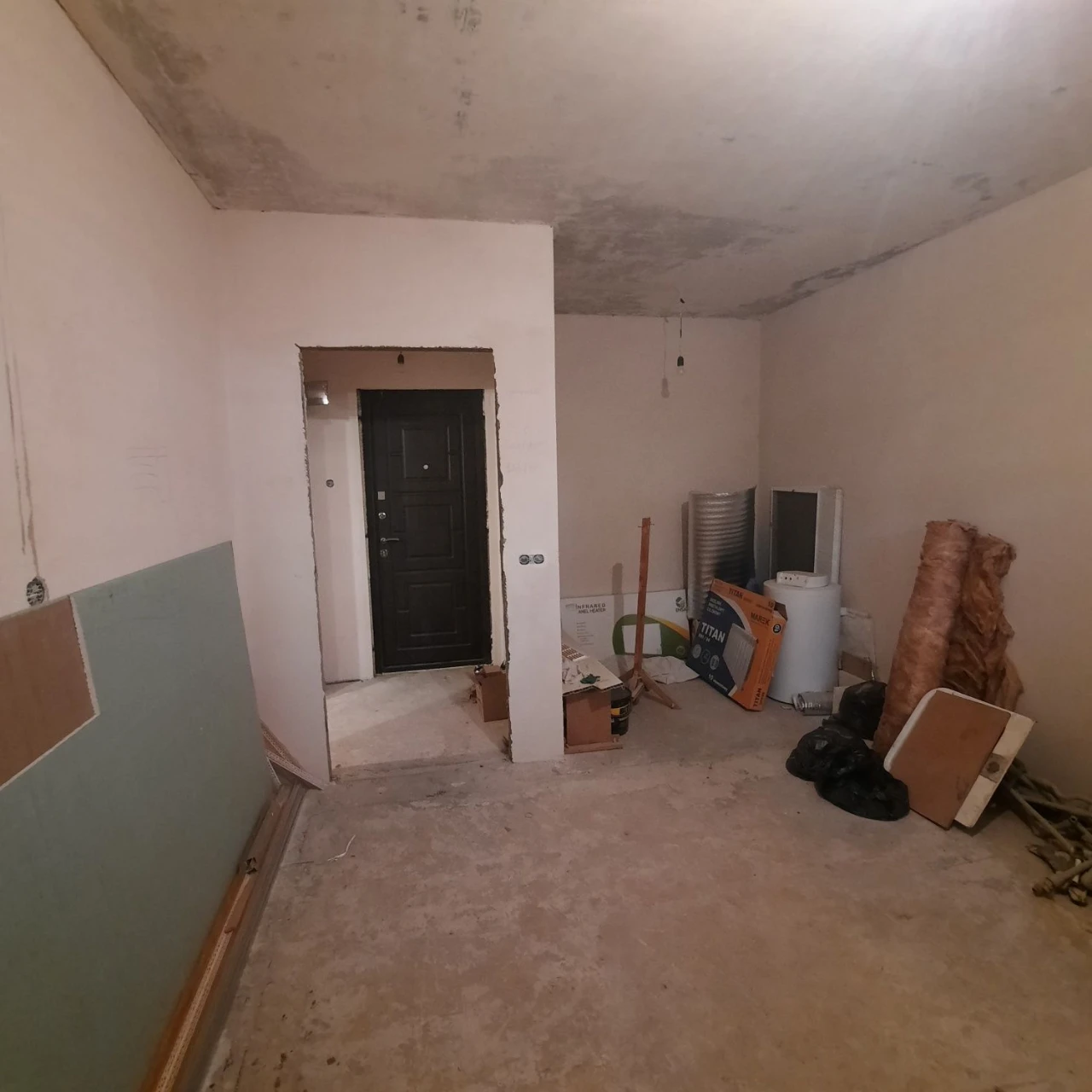 Продаётся 1 комн ЛБ1 микр 2/9 Варус