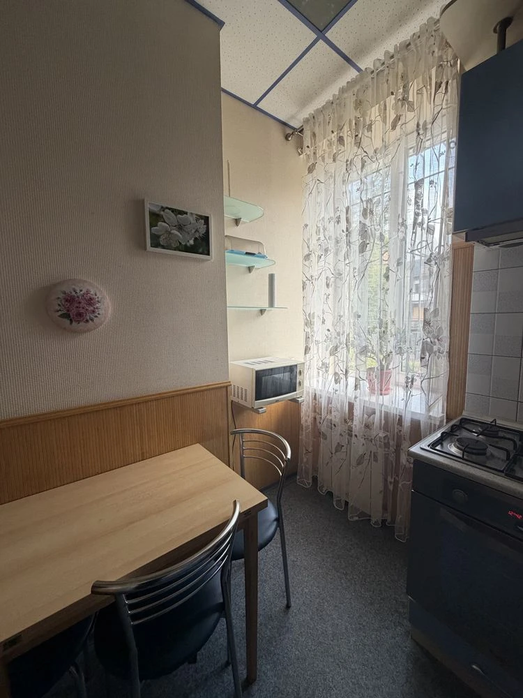 Продаж 3-кімнатної квартири