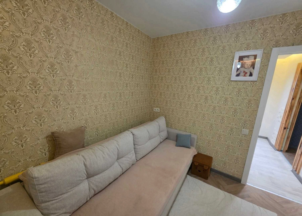 Продаж сучасної 3-кімн. квартири з ремонтом, 1 мікрорайон (лівий берег)