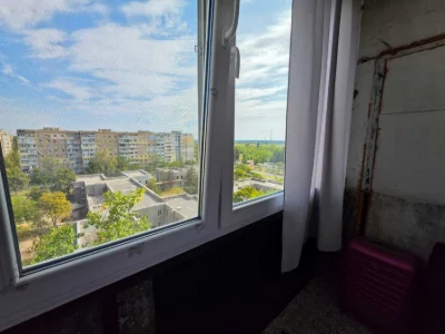 Продаж сучасної 3-кімн. квартири з ремонтом, 1 мікрорайон (лівий берег)