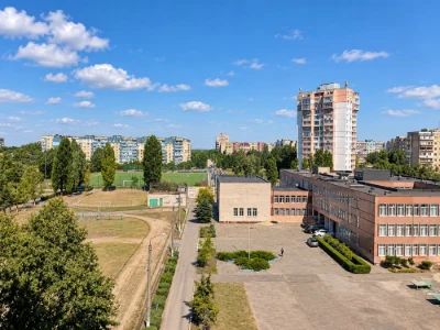 Продаж 3-кімнатного квартири з ремонтом, меблями та технікою — 2 мі