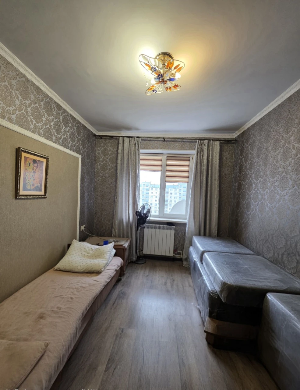 For Sale: 3-room apartment with gas heating in the 4th district
