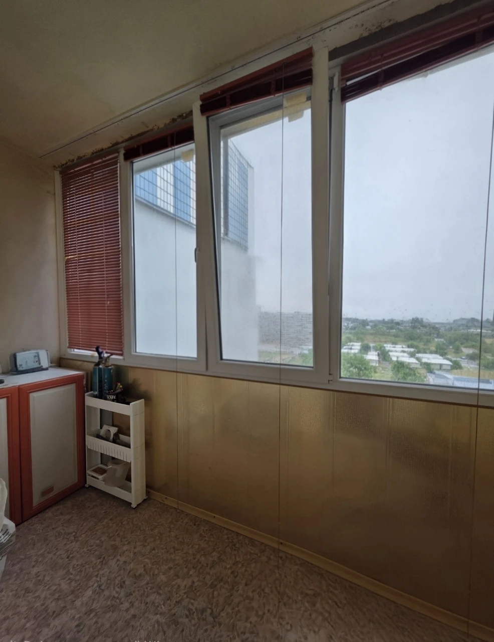 For Sale: 3-room apartment with gas heating in the 4th district