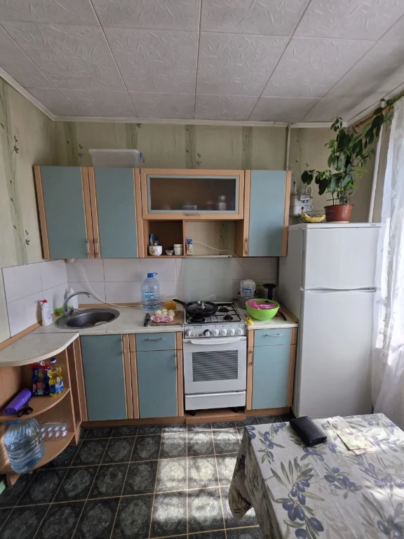 Продається двокімнатна квартира біля парку
