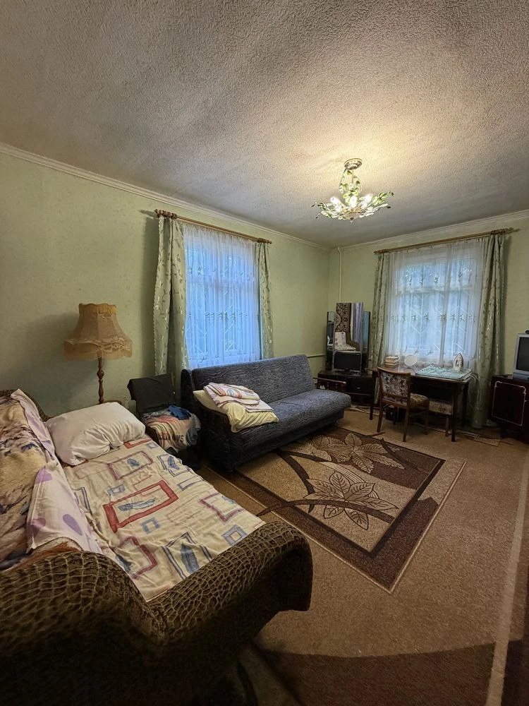 For Sale: 3-room apartment in the Builder's area