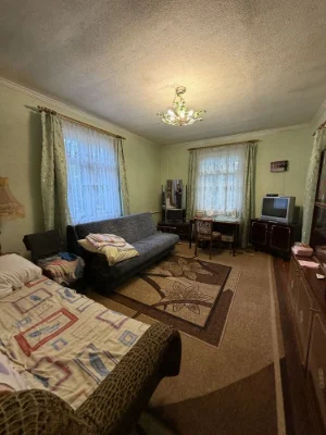 For Sale: 3-room apartment in the Builder's area