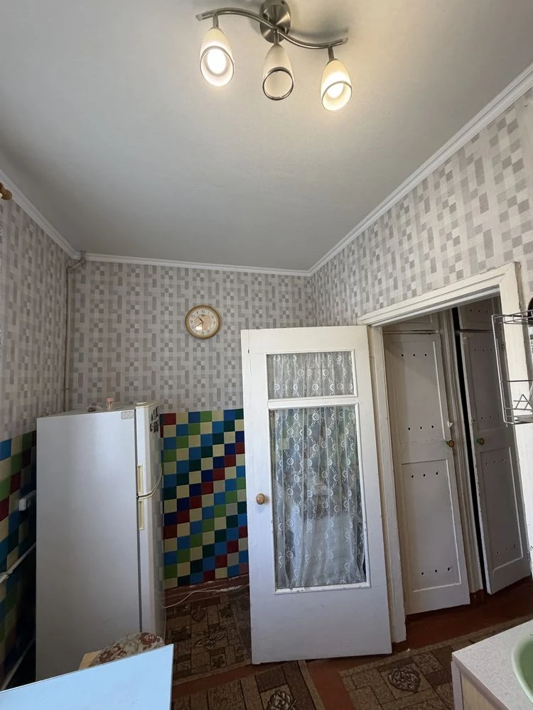 For Sale: 3-room apartment in the Builder's area
