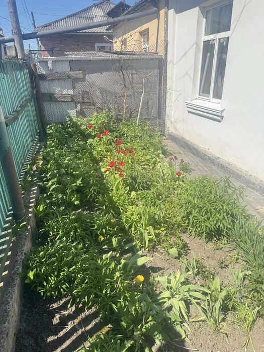 Продаж частини будинку р-н Дастор