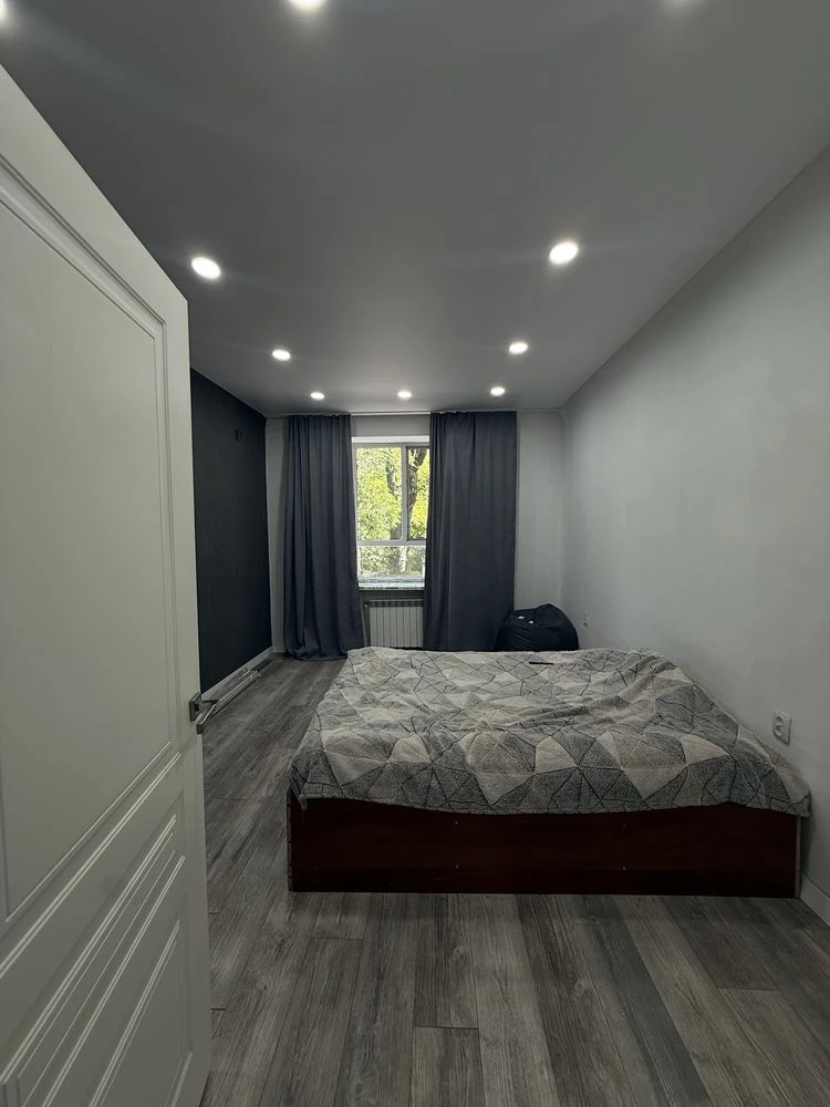 For Sale: 2-bedroom apartment, Gas heating, renovated
