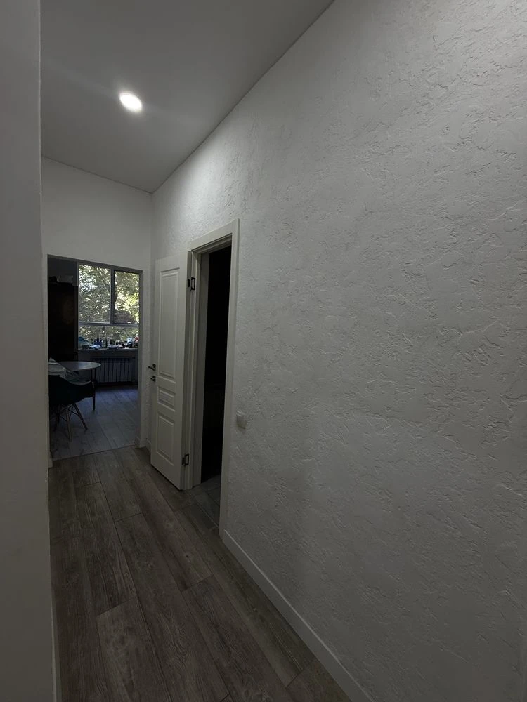 For Sale: 2-bedroom apartment, Gas heating, renovated