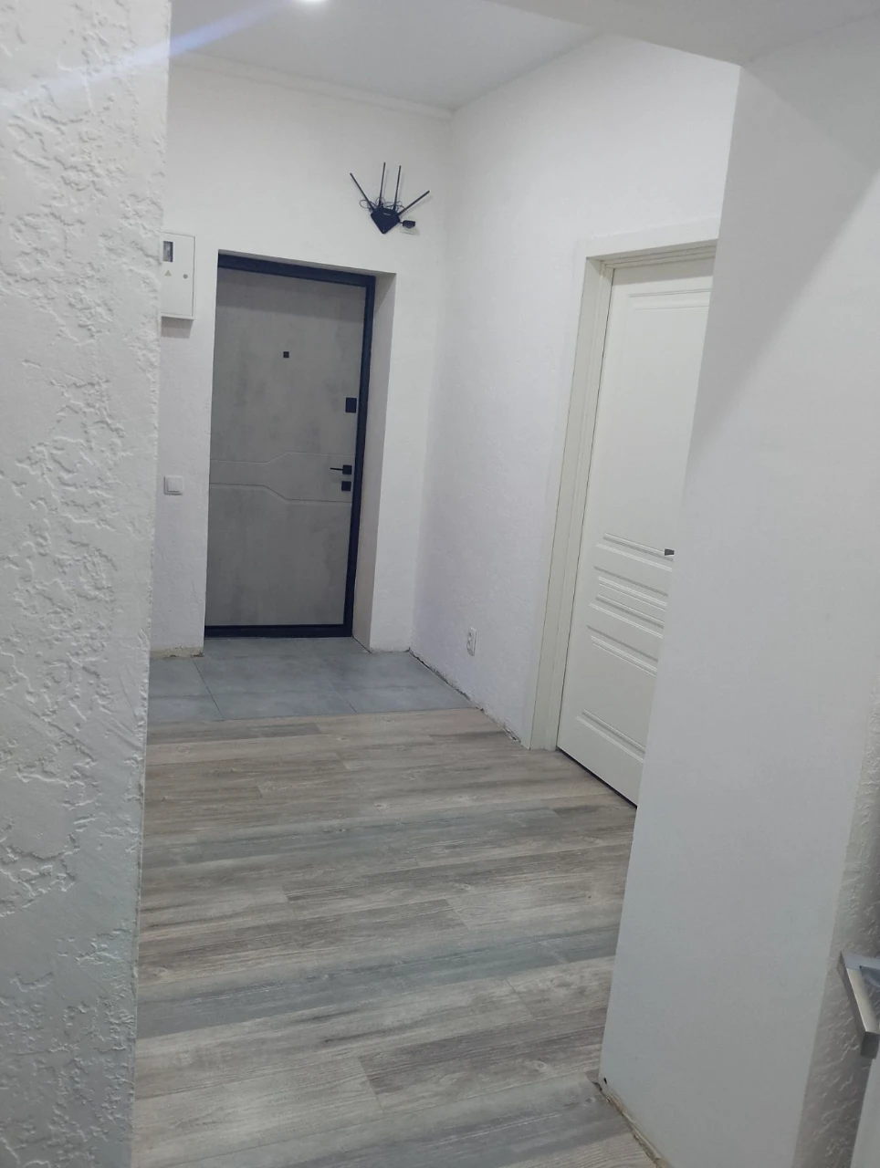 For Sale: 2-bedroom apartment, Gas heating, renovated