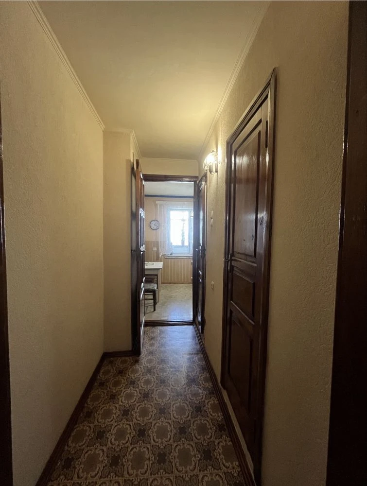 For sale 4-room apartment on the Left Bank, 5th microdistrict