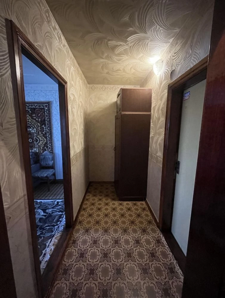 For sale 4-room apartment on the Left Bank, 5th microdistrict