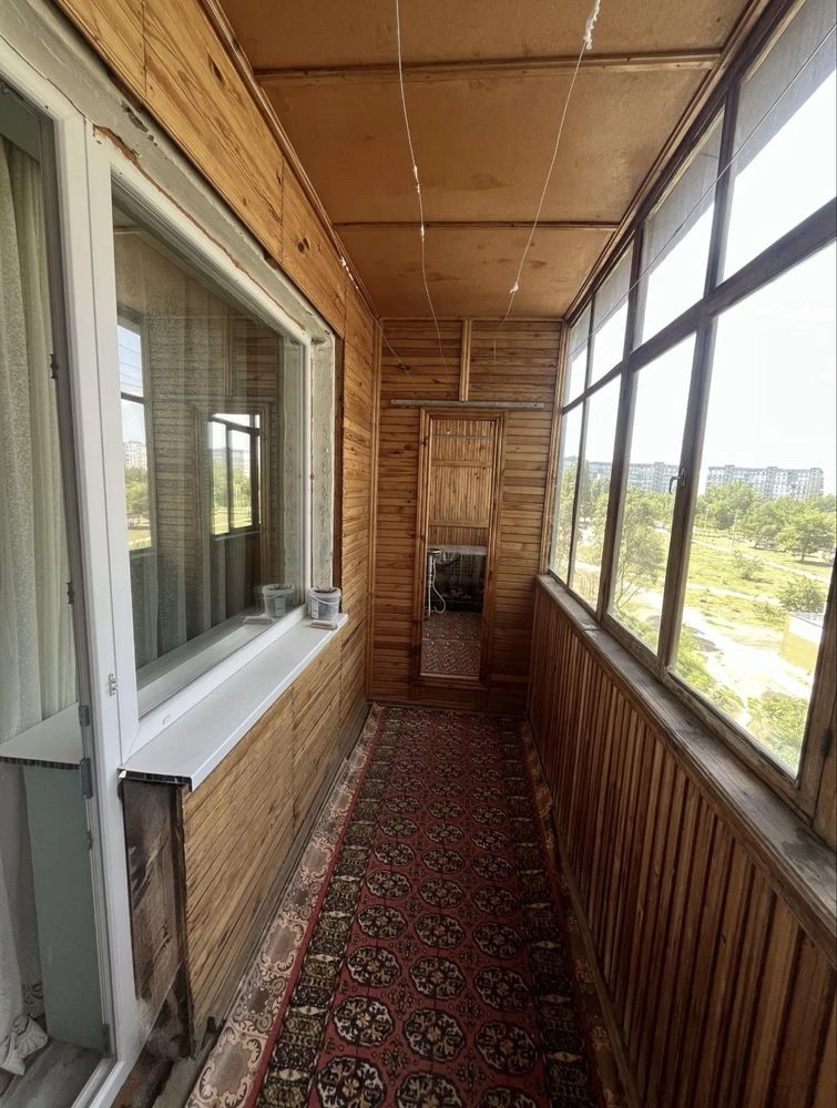 For sale 4-room apartment on the Left Bank, 5th microdistrict