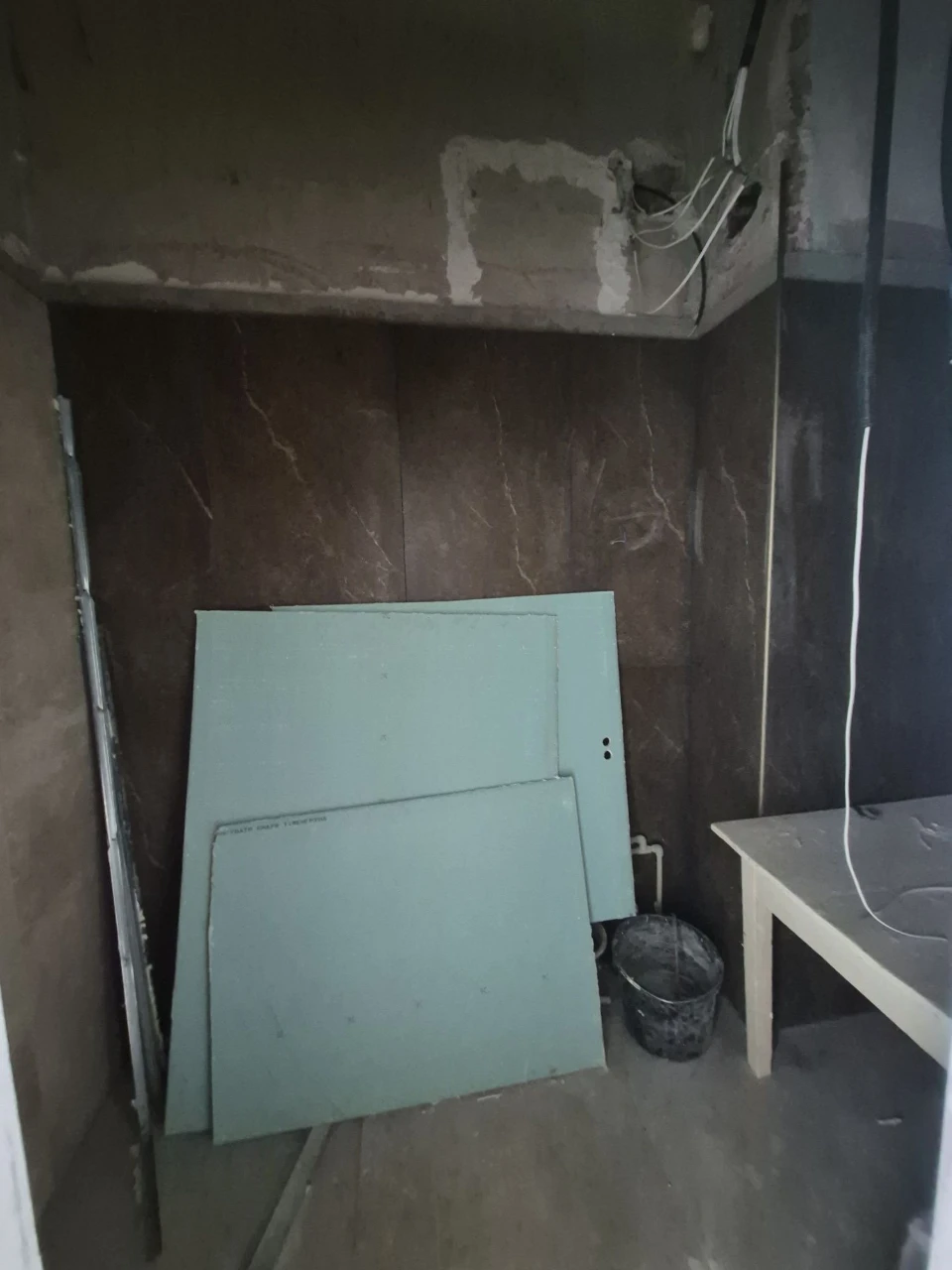 Продам 2к центр Пр.Свободы 40