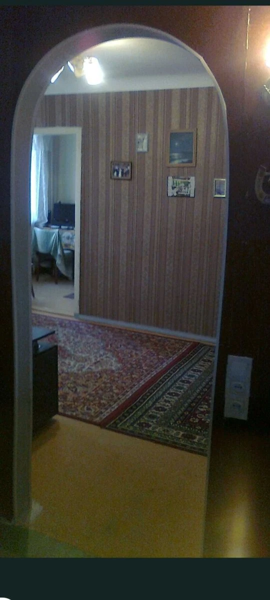 Продается 3-комнатная квартира в Черемушках.