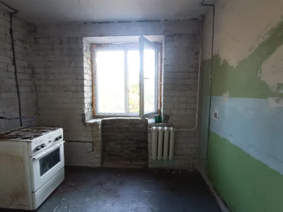 Продам 2 ком. ул. Слисаренко дом 14