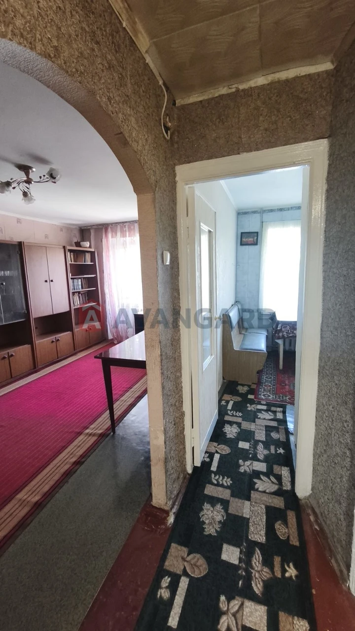 2 room apartment on Zaporozh Street