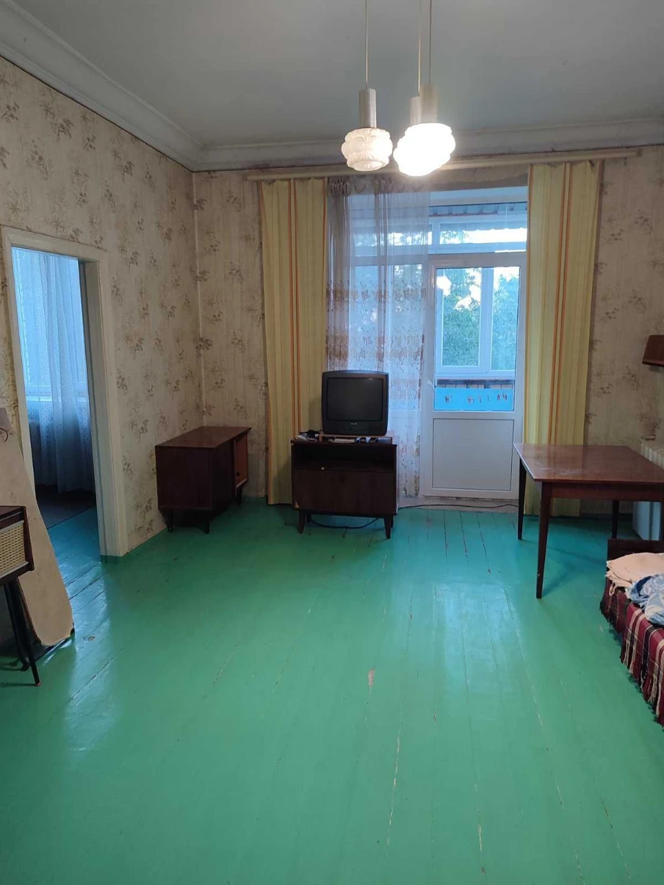 For sale, 3-room apartment in a great location