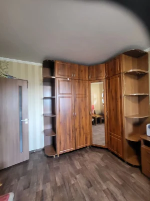 Продается 2- комнатную квартиру Левый берег, 11МКР.
