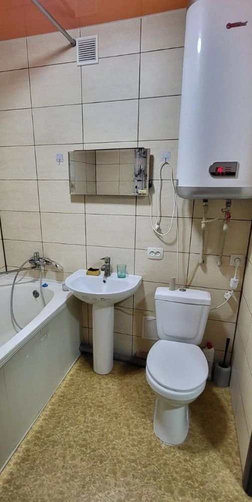 For sale, 2-bedroom apartment in the area of the Bus Station