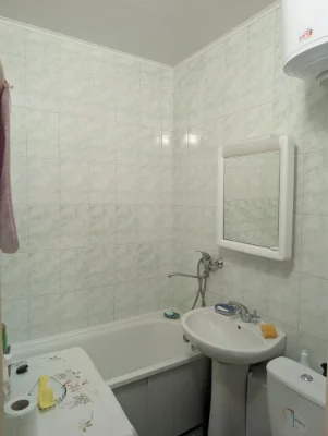 One-room apartment for sale, left bank