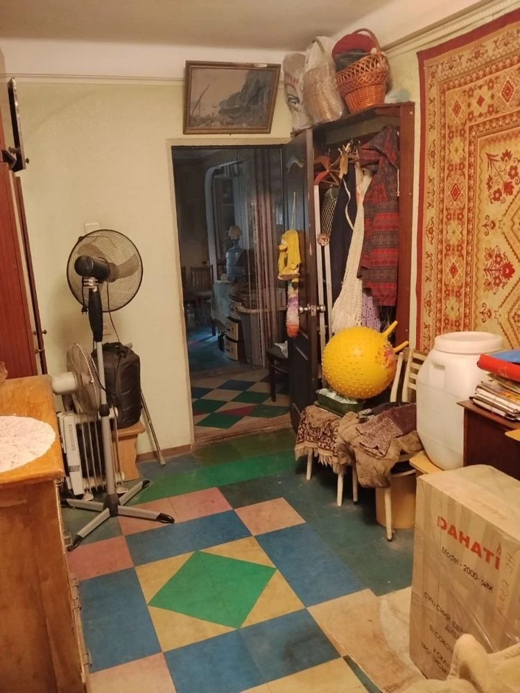 Selling 4-room apartment. Altai