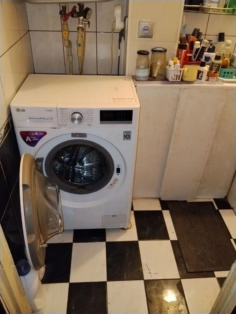 Selling 4-room apartment. Altai