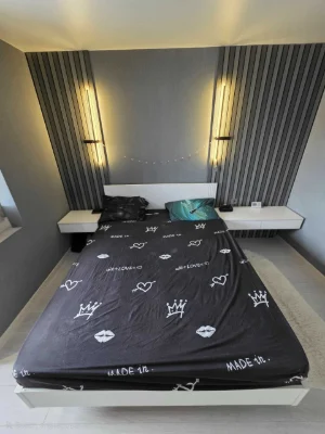 For sale, three-room apartment on the left bank of the city of Kam'yantsk