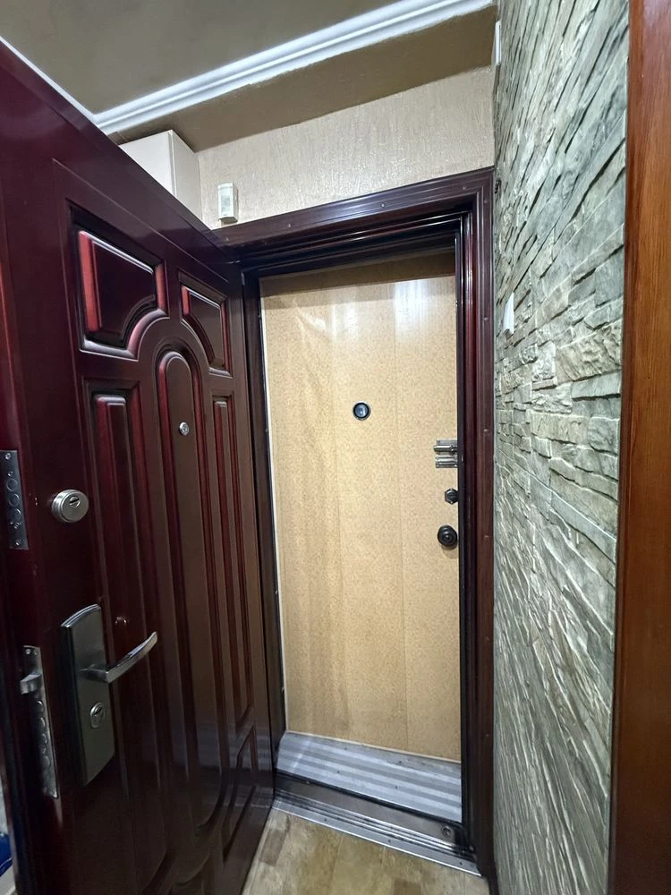 Продам 3х.ком. квартиру4/5 с ГАО!