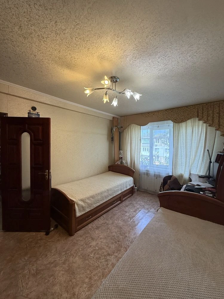 Продам 3х.ком. квартиру4/5 с ГАО!