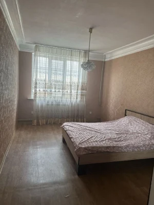 For Sale: 3-room apartment in the center