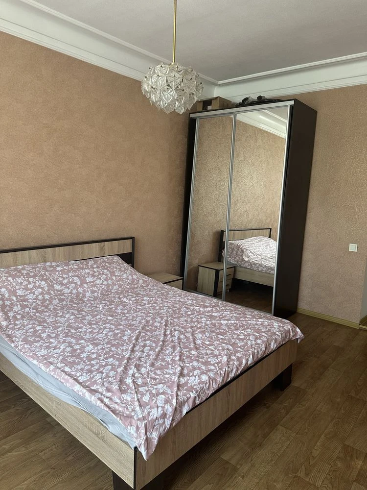 For Sale: 3-room apartment in the center