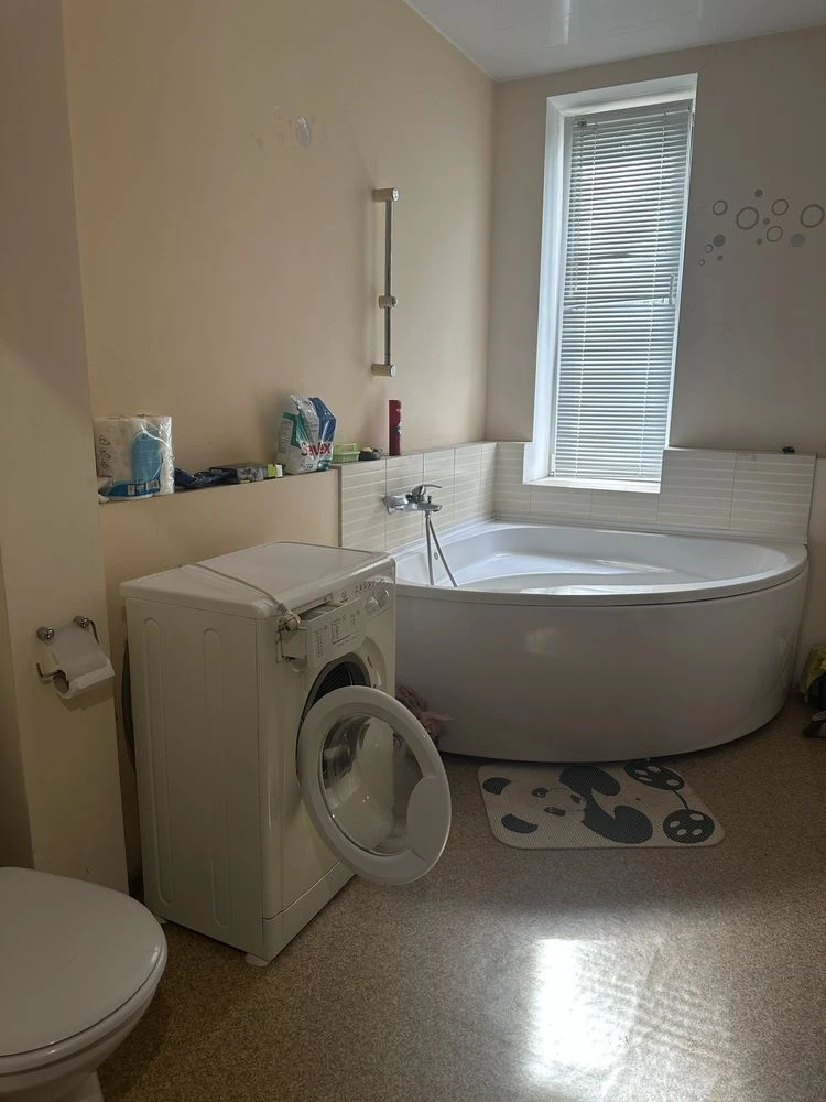 For Sale: 3-room apartment in the center
