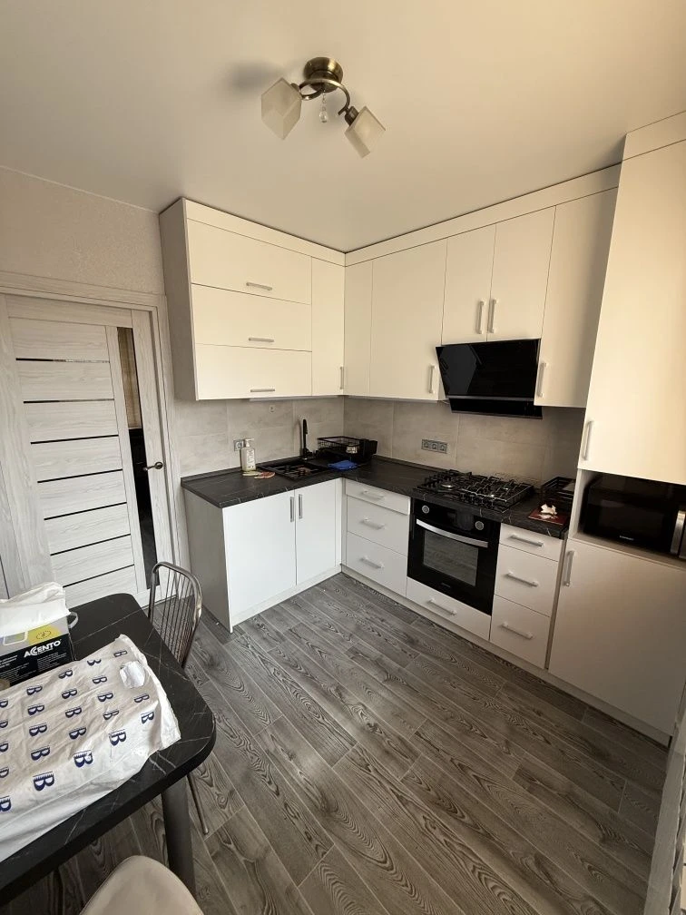 For Sale: Spacious 2-bedroom apartment (62 sq m of comfort)