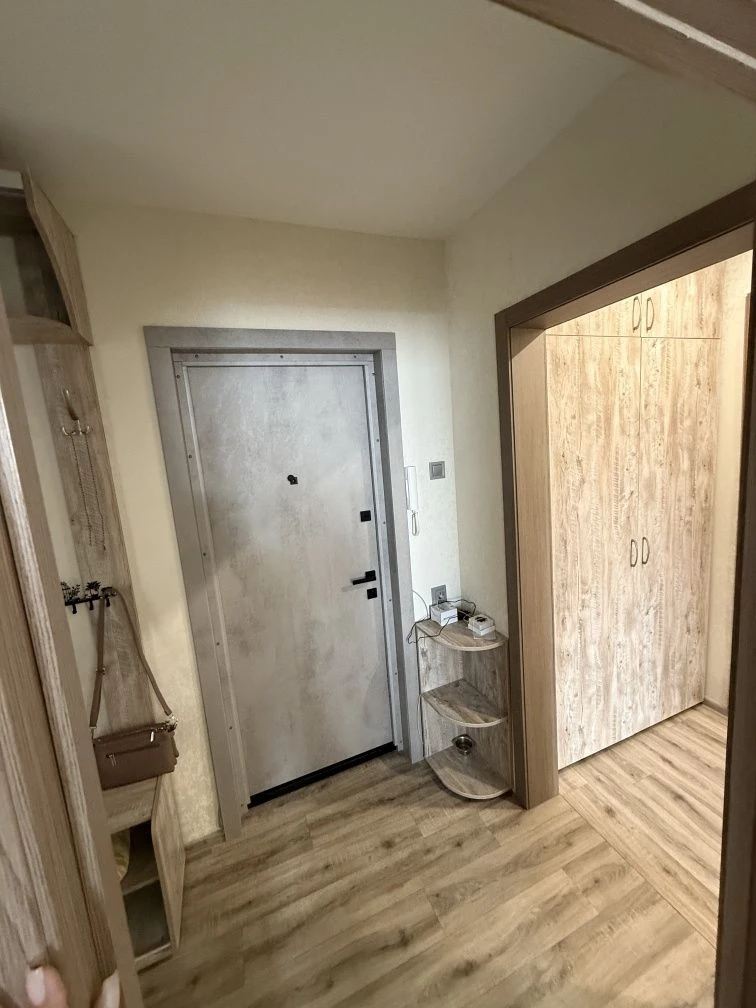 For Sale: Spacious 2-bedroom apartment (62 sq m of comfort)