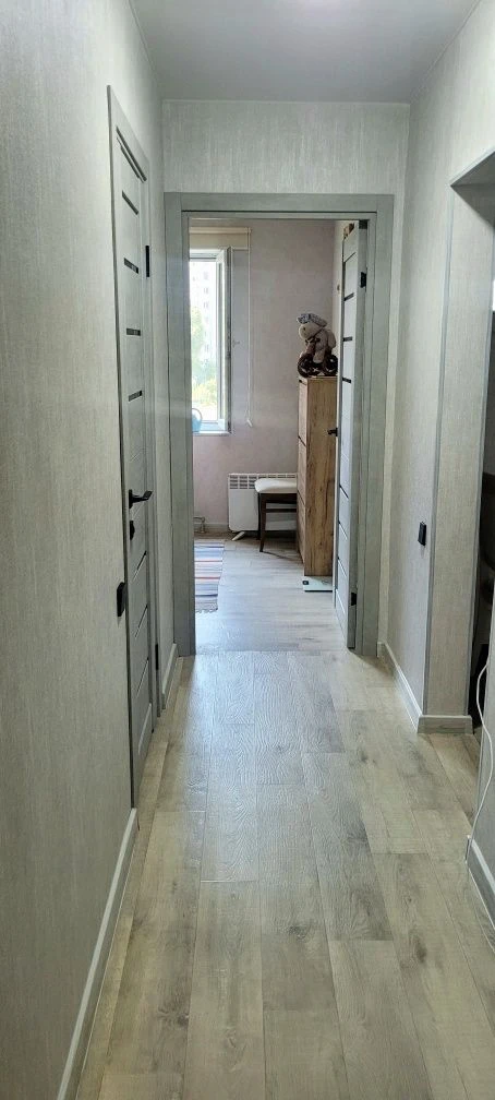 Продається 4-кімнатна квартира в ГАО Л/Б 3/9, 10 мікрорайон