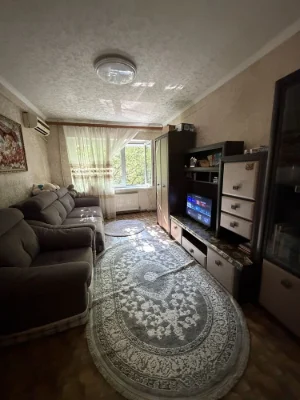 For Sale: 2-bedroom apartment with gas heating