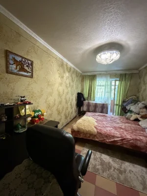 For Sale: 2-bedroom apartment with gas heating