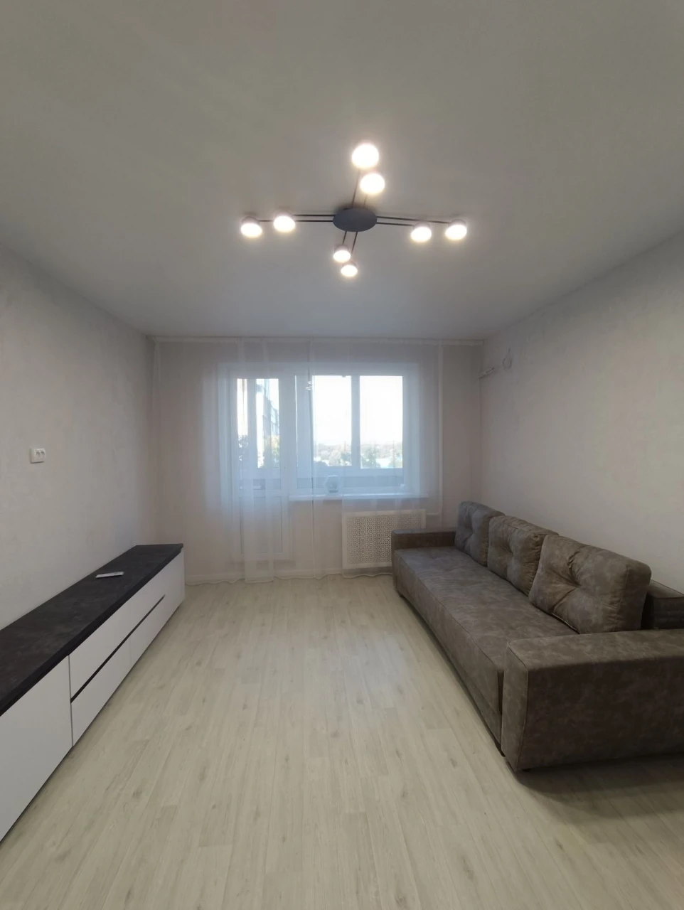 For sale, 2 rooms, left bank, 7th floor