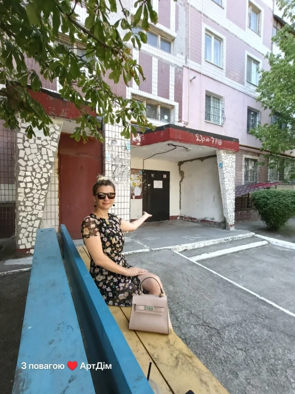 For Sale: 2-room apartment on the left bank, 5th microdistrict