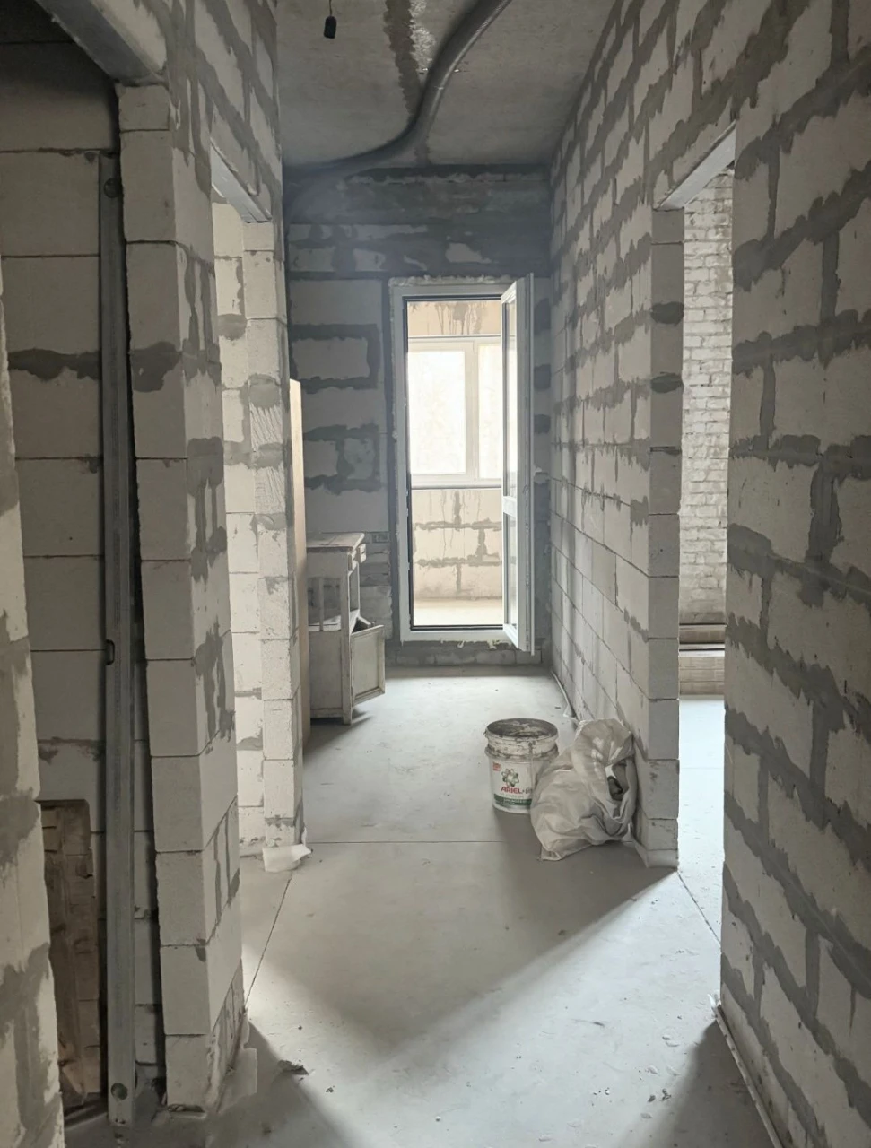 Sale of a 3-room apartment in the center of Stalinka! Area near the bus station. Gas