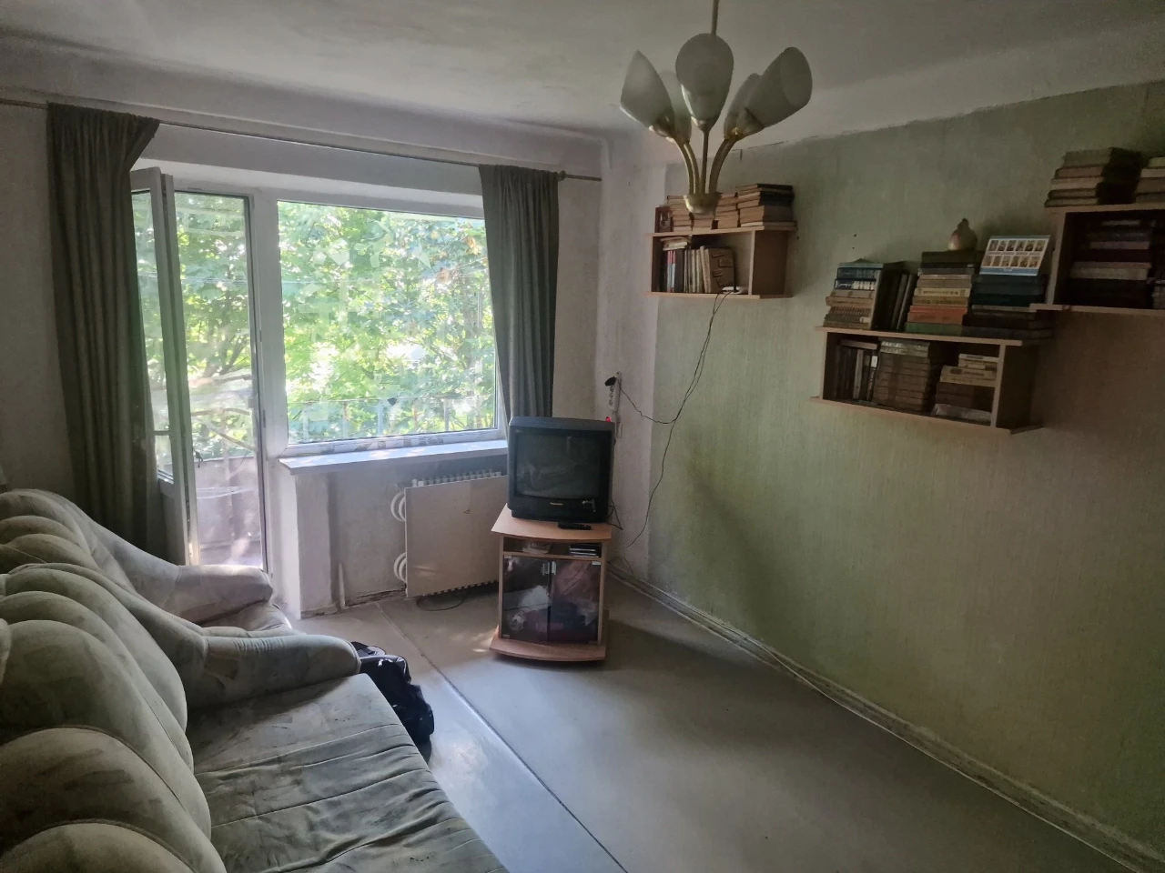 For Sale: 2 rooms in Bame