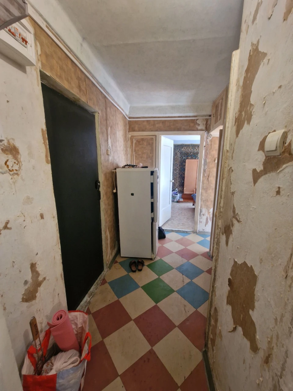 For Sale: 2 rooms in Bame
