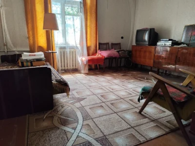 Three-room apartment in the city center from the owner