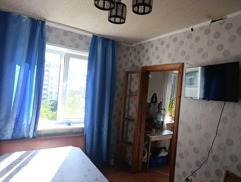 Sale of 5 room apartment, Left Bank, 4th microdistrict