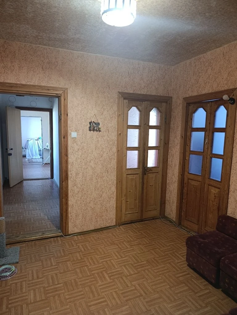 Sale of 5 room apartment, Left Bank, 4th microdistrict